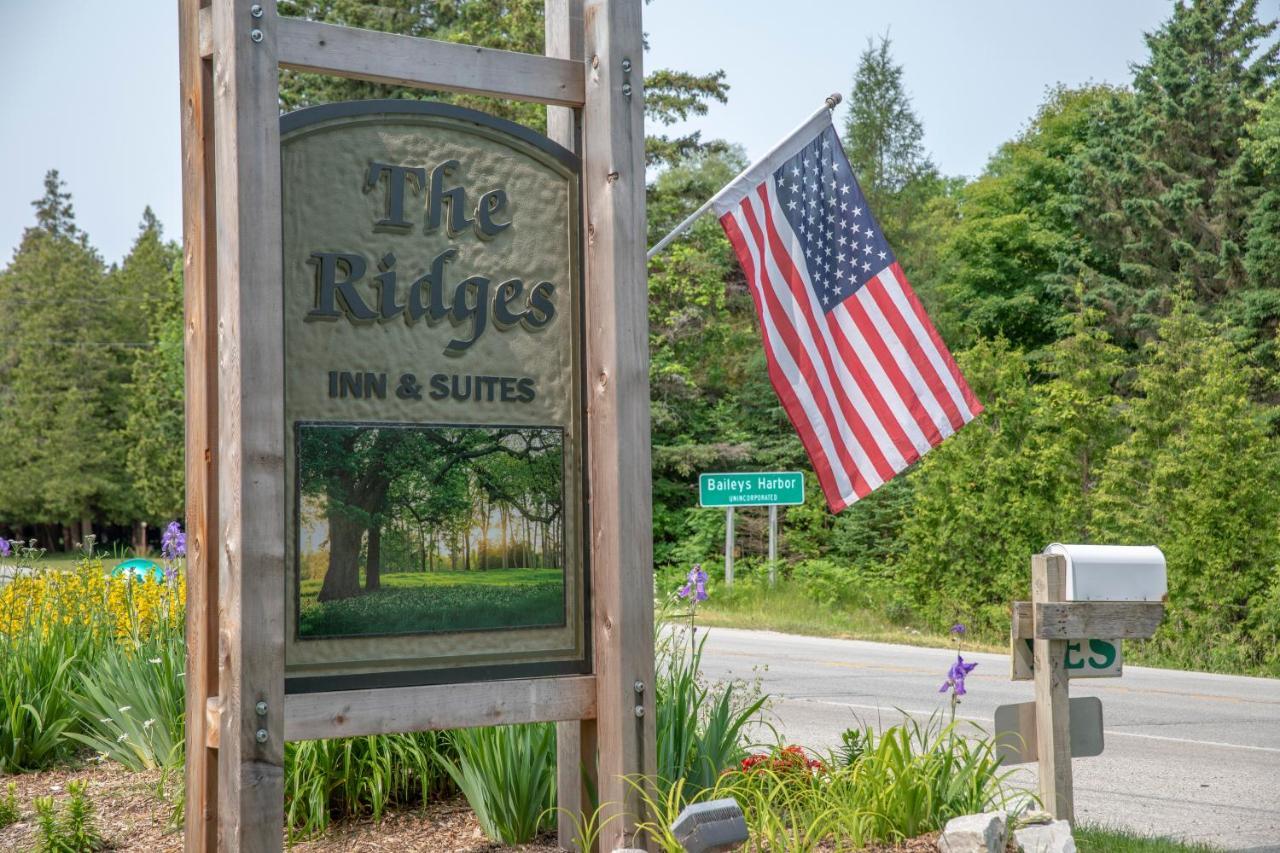 Ridges Inn & Suites เบลีย์ส ฮาร์เบอร์ ภายนอก รูปภาพ